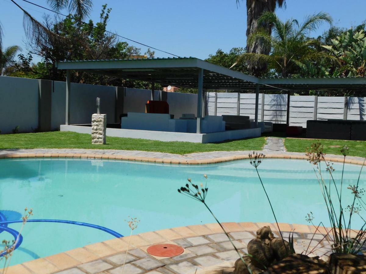 Savannah Guest House Polokwane Esterno foto