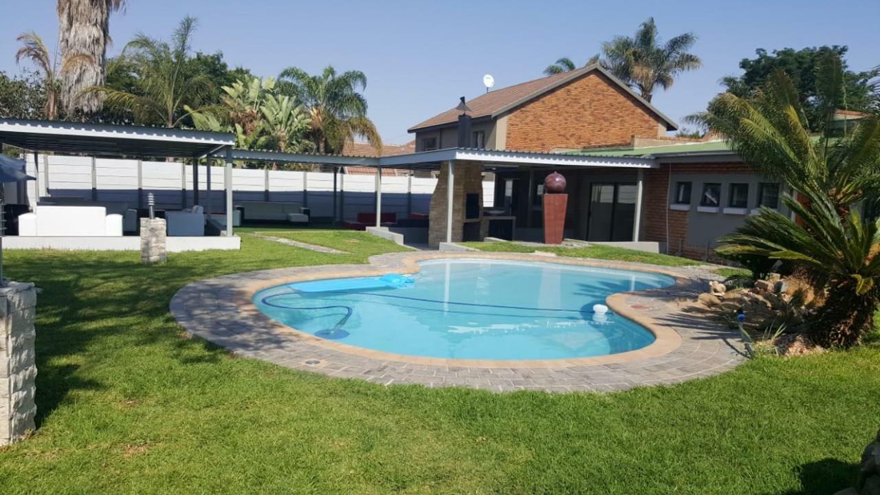 Savannah Guest House Polokwane Esterno foto
