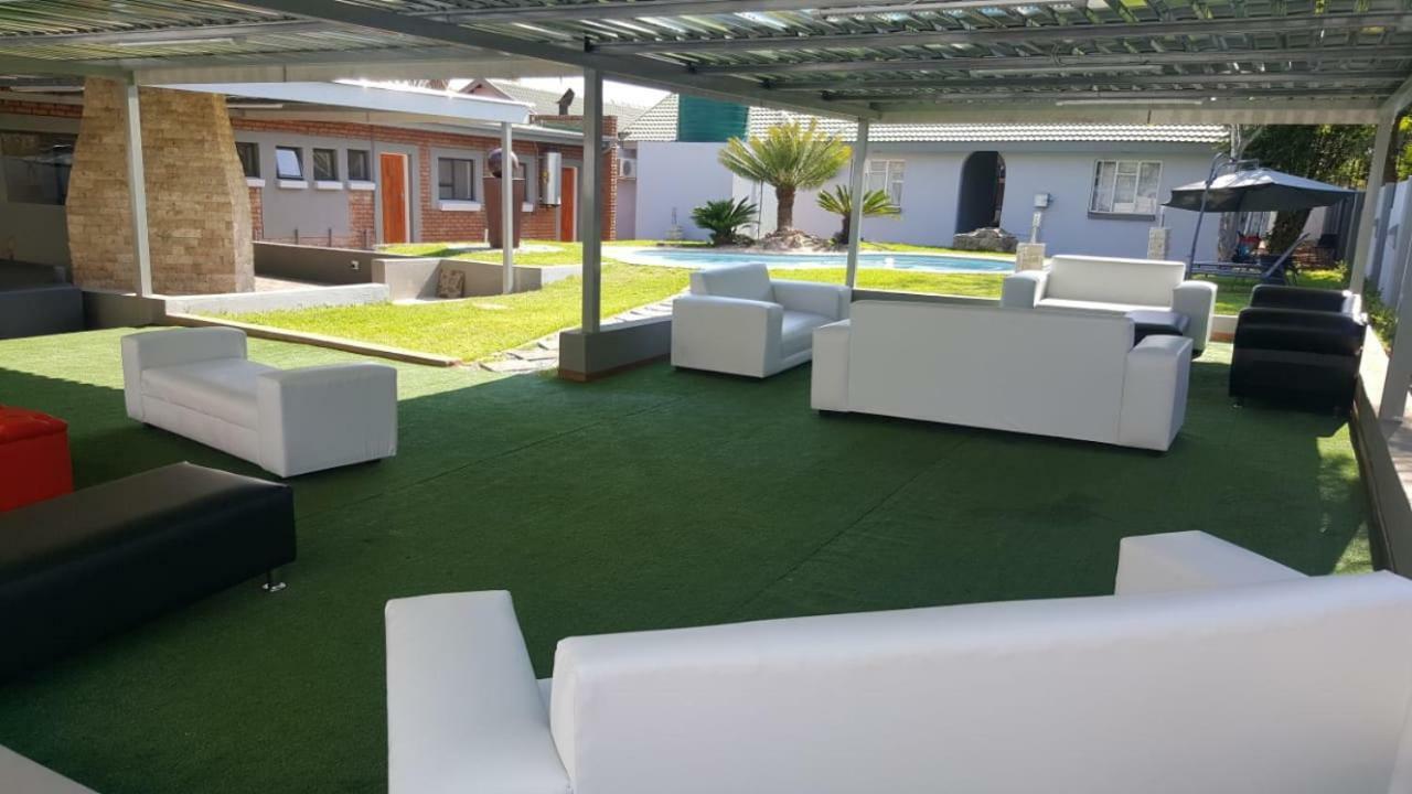Savannah Guest House Polokwane Esterno foto