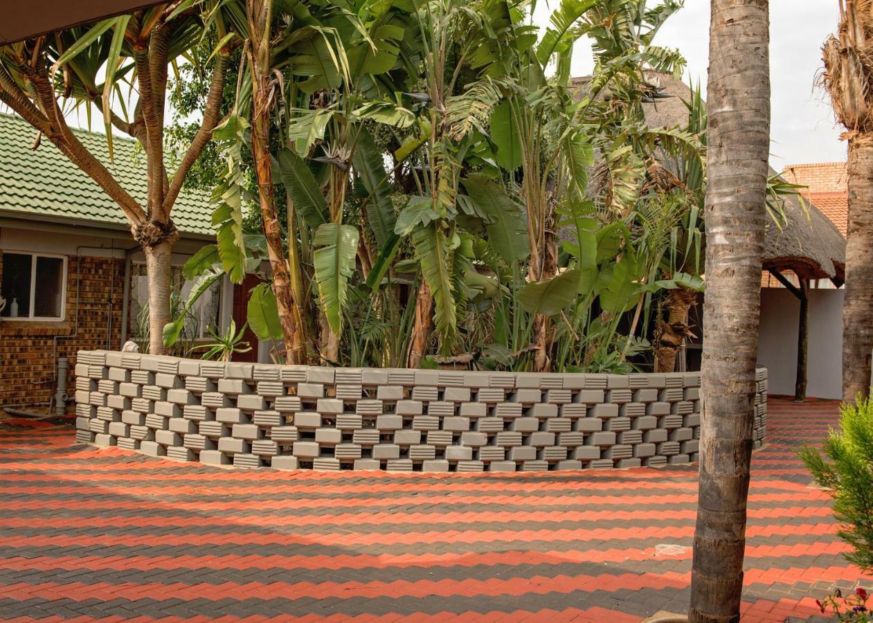 Savannah Guest House Polokwane Esterno foto
