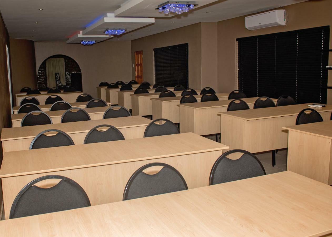 Savannah Guest House Polokwane Esterno foto